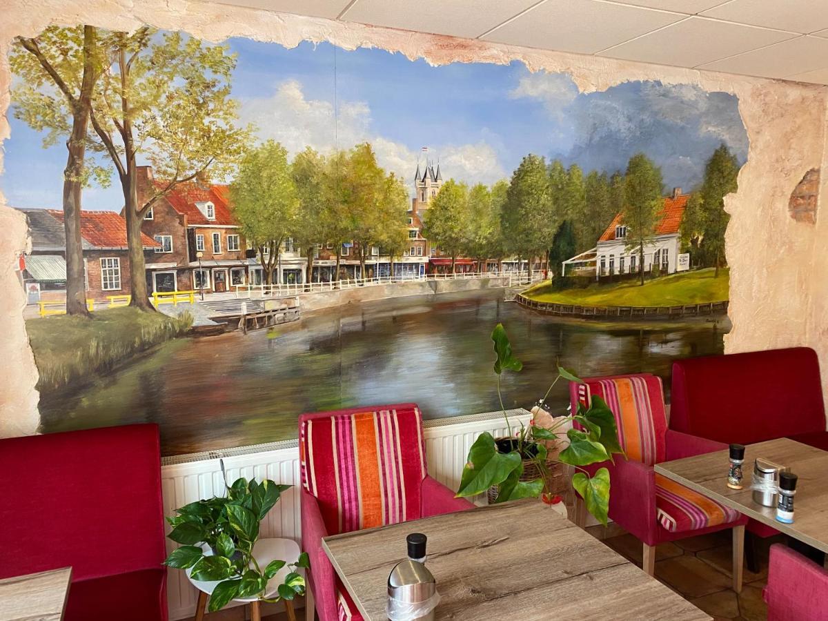 Hotel Le Provencal Слойс Екстериор снимка