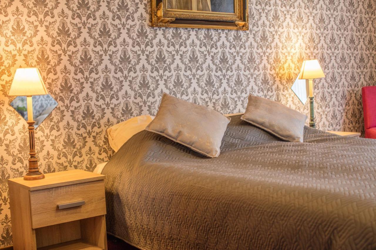 Hotel Le Provencal Слойс Екстериор снимка